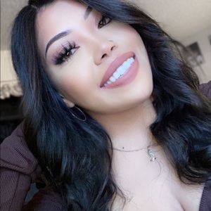 Meet your Posher, Veronica